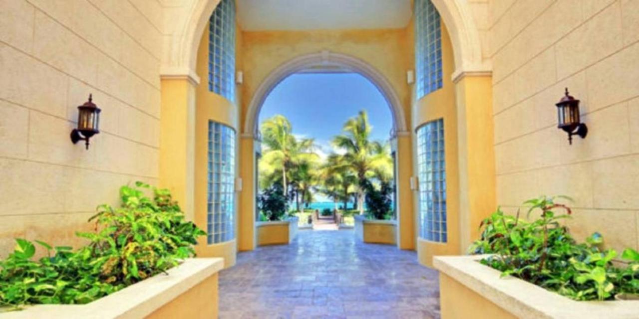 Villa Renaissance Unit 205 Grace Bay Beach Luaran gambar