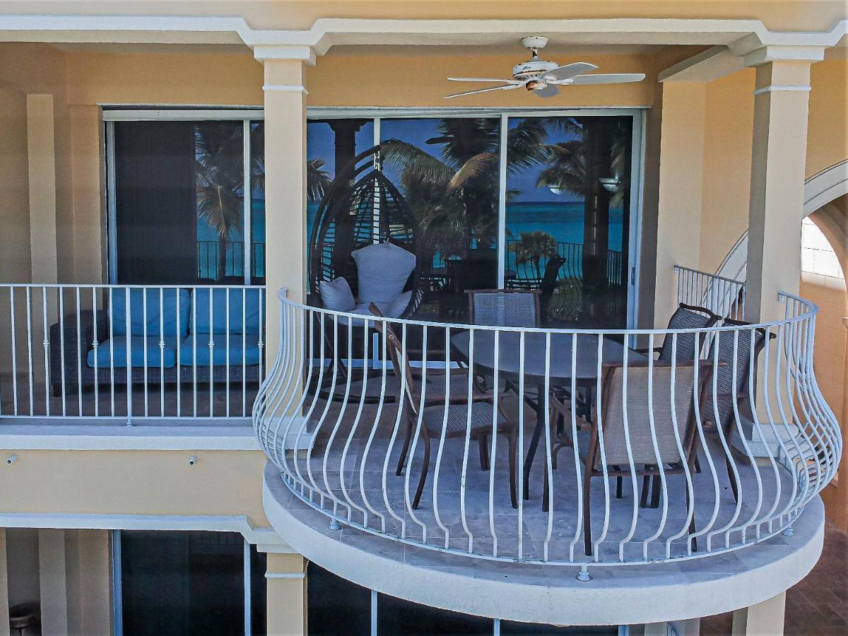Villa Renaissance Unit 205 Grace Bay Beach Luaran gambar
